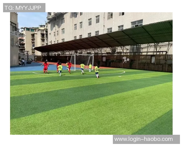 欢笑与激情交织的绿茵场上笑林足球主题曲的魅力与感动 欢笑与激情交织的绿茵场上笑林足球主题曲的魅力与感动